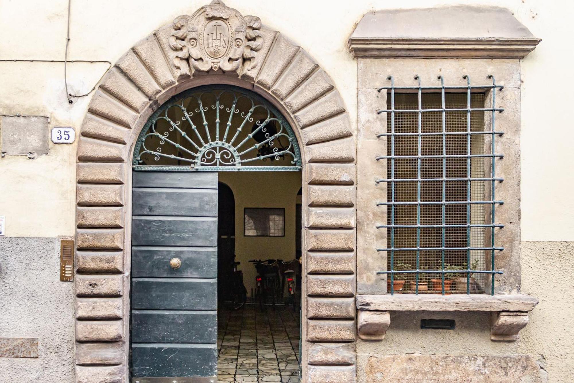 Appartamento San Paolino - Affitti Brevi Italia Lukka Zewnętrze zdjęcie